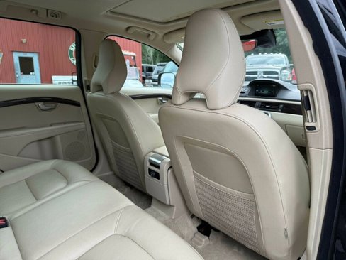 Used 2016 Volvo XC70 T5 Premier w/ Proximity Package image 50