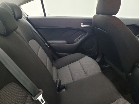 Used 2017 Kia Forte LX image 19