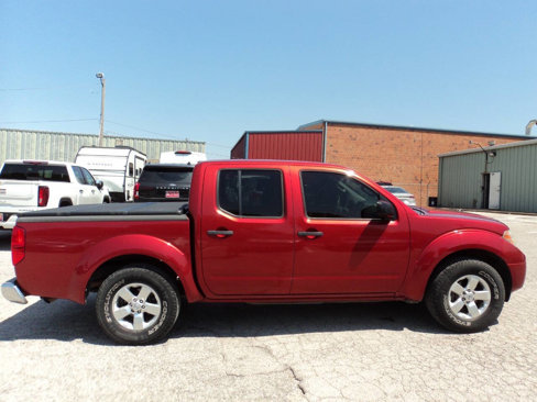 Used 2012 Nissan Frontier SV image 6
