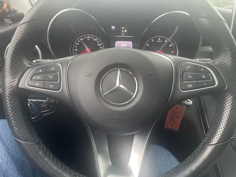 Used 2019 Mercedes-Benz GLC 300 4MATIC image 7