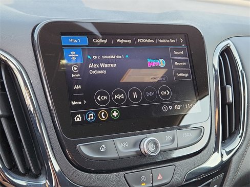 Used 2024 Chevrolet Equinox Premier image 14
