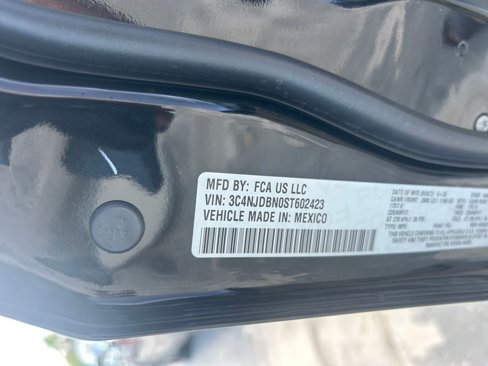Used 2021 Jeep Compass Latitude image 54