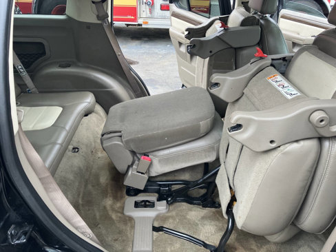 Used 2002 Ford Explorer Eddie Bauer image 33