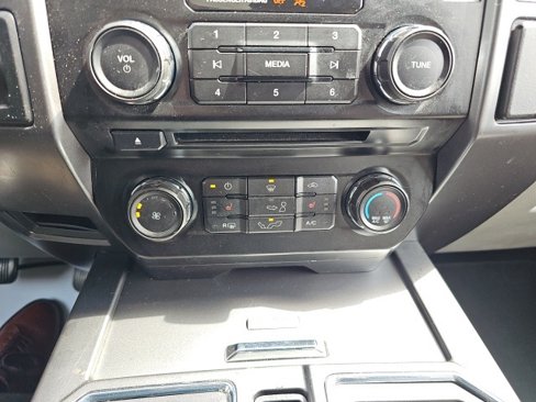 Used 2017 Ford F150 XLT w/ Equipment Group 302A Luxury image 17