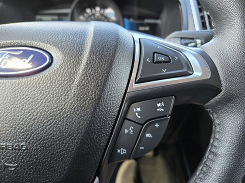 Used 2022 Ford Edge SEL image 18