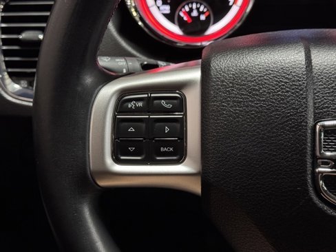 Used 2013 Dodge Durango R/T image 18