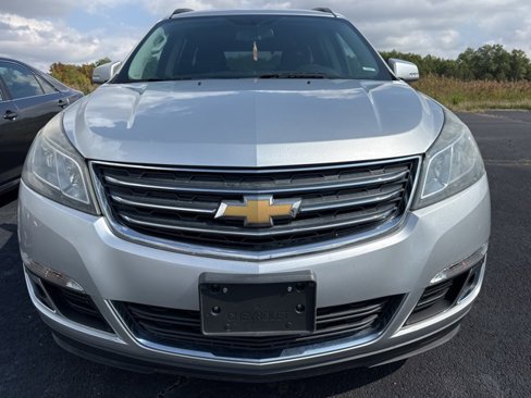 Used 2015 Chevrolet Traverse LT image 2