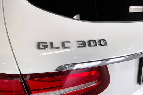 Used 2018 Mercedes-Benz GLC 300 4MATIC image 7