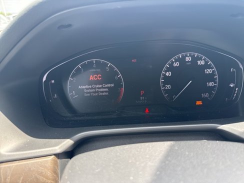 Used 2020 Honda Accord Touring image 3