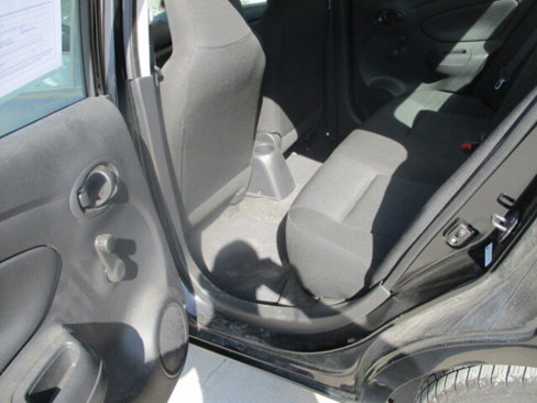 Used 2016 Nissan Versa S image 22