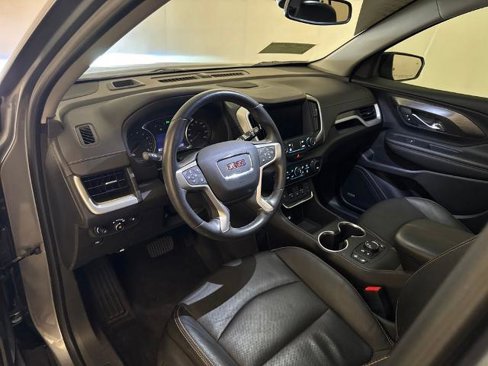 Used 2021 GMC Terrain SLT w/ Infotainment Package II image 4