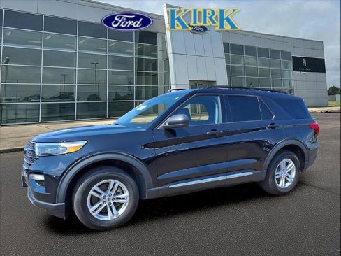 Certified 2022 Ford Explorer XLT w/ Equipment Group 202A image 1