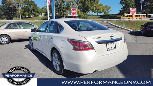 Used 2015 Nissan Altima 2.5 SV image 5