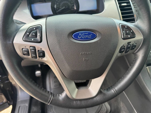Used 2017 Ford Taurus SEL w/ Equipment Group 201A image 17