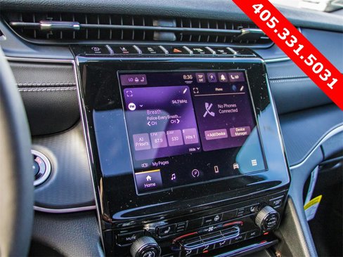 New 2025 Jeep Grand Cherokee Altitude image 31