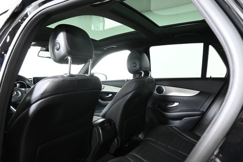Used 2019 Mercedes-Benz GLC 300 4MATIC image 6