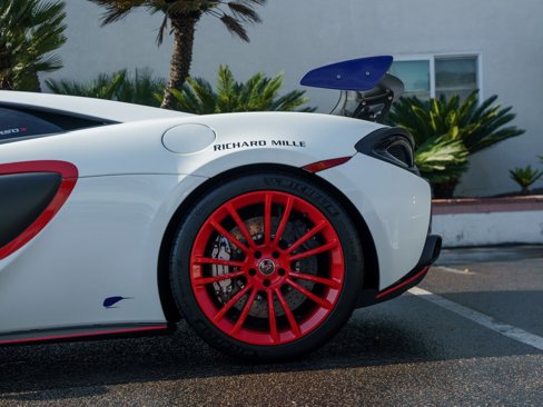 Used 2018 McLaren 570S Coupe image 25