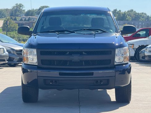 Used 2010 Chevrolet Silverado 1500 W/T image 3