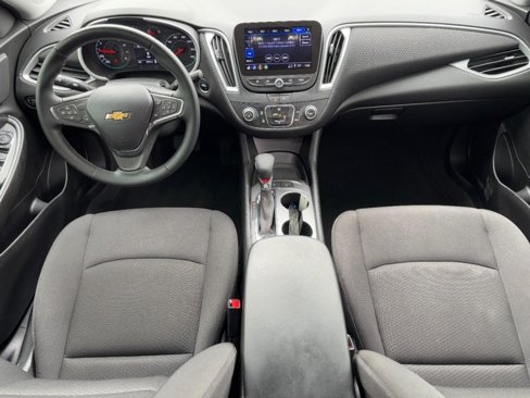 Used 2024 Chevrolet Malibu RS image 11