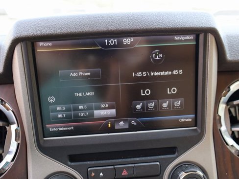 Used 2016 Ford F250 Lariat w/ Lariat Interior Package image 26