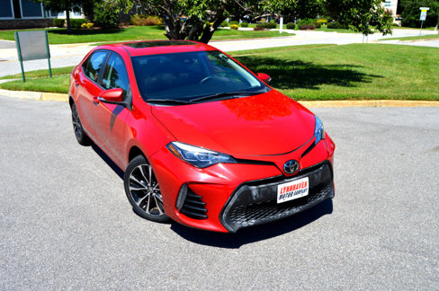 Used 2018 Toyota Corolla SE w/ SE Premium Package image 21