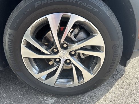 Used 2021 Buick Envision Essence w/ Technology Package I image 22