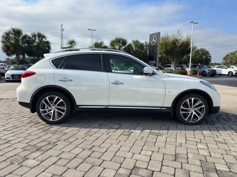 Used 2017 INFINITI QX50 AWD w/ Deluxe Touring Package image 8