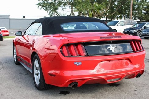 Used 2016 Ford Mustang Convertible image 37
