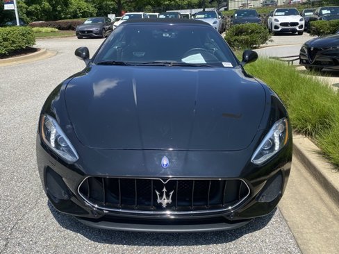 Used 2018 Maserati GranTurismo Sport image 3