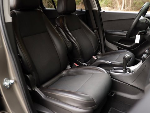 Used 2021 Chevrolet Trax LT image 25