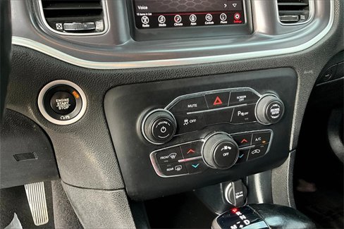 Used 2020 Dodge Charger SXT w/ Leather Interior Group image 15