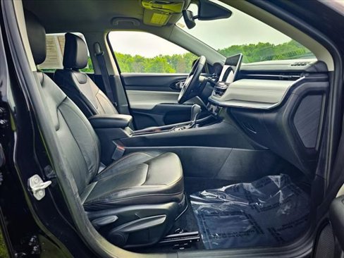 Certified 2022 Jeep Compass Limited image 40