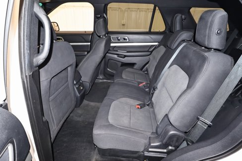 Used 2017 Ford Explorer XLT image 15