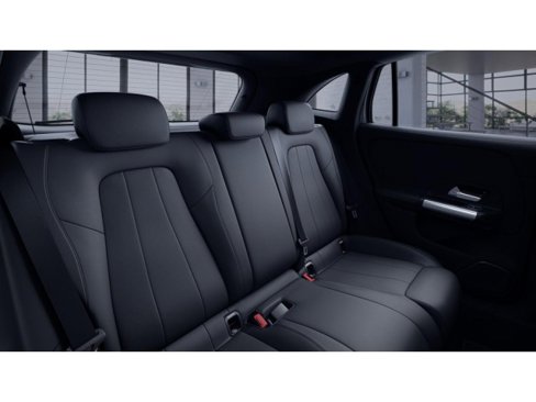 Certified 2021 Mercedes-Benz GLA 250 4MATIC image 6