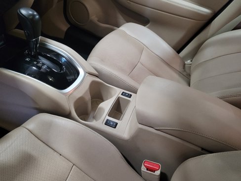 Used 2016 Nissan Rogue SL image 26
