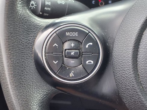 Used 2022 Kia Soul LX w/ Technology Package image 18
