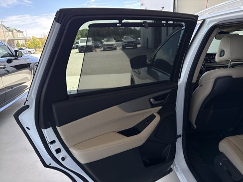 Used 2022 Acura MDX FWD w/ Technology Package image 17