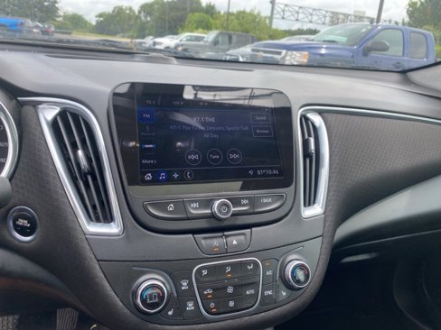 Used 2020 Chevrolet Malibu LT image 10