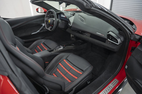 Used 2025 Ferrari 296 GTS image 32