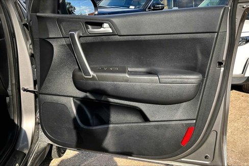 Used 2017 Kia Sportage LX image 20