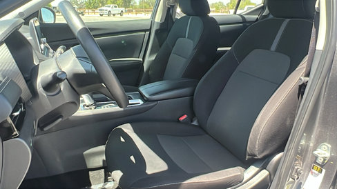 Used 2023 Nissan Sentra SV image 18