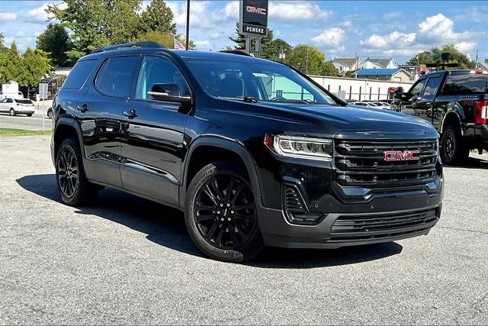 Certified 2023 GMC Acadia SLE w/ Driver Convenience Package image 2