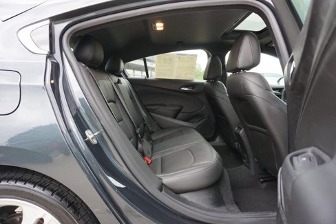 Used 2017 Chevrolet Cruze Premier image 24
