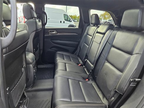 Used 2017 Jeep Grand Cherokee Overland image 30