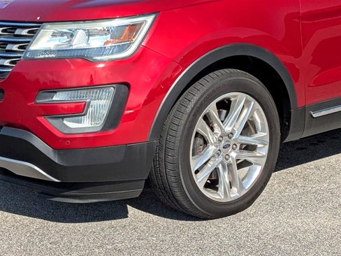 Used 2016 Ford Explorer Limited image 9