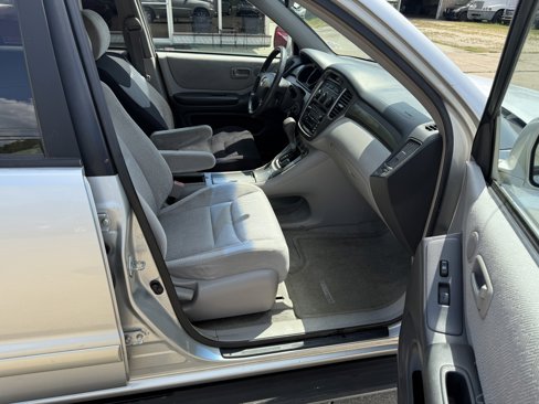 Used 2003 Toyota Highlander 2WD V6 image 12
