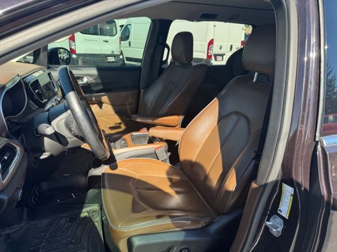Used 2018 Chrysler Pacifica Limited w/ Advanced Safetytec Group image 10