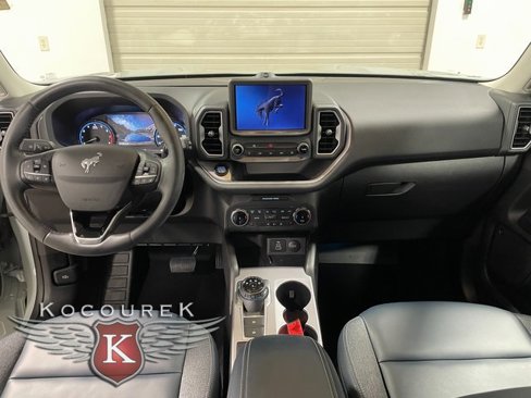 Used 2024 Ford Bronco Sport Outer Banks w/ Tech Package image 13