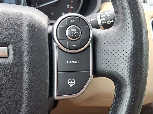 Used 2016 Land Rover Range Rover Sport HSE image 22