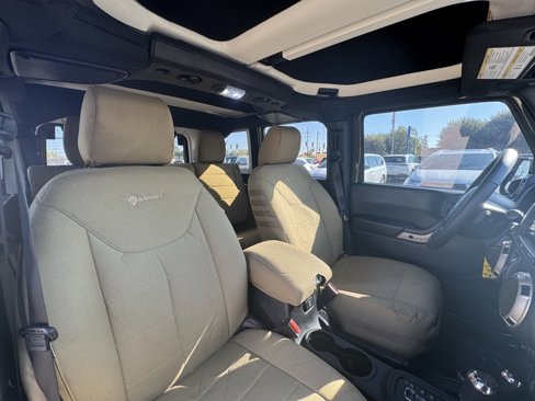 Used 2016 Jeep Wrangler Unlimited Sahara image 16